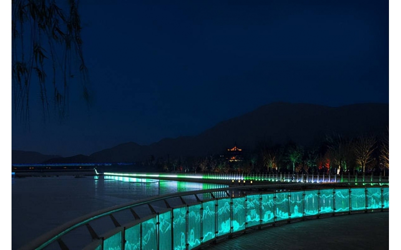 山東原實(shí)科技發(fā)展有限責(zé)任公司：夜景亮化，樓體亮化，景觀照明亮化設(shè)計(jì)是什么？