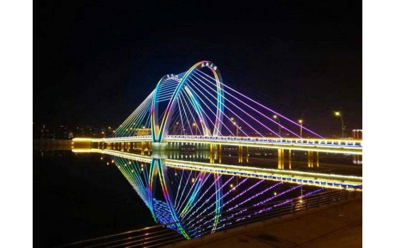 做好這四點(diǎn)，城市廣場(chǎng)夜景照明能給人們提供視覺(jué)享受